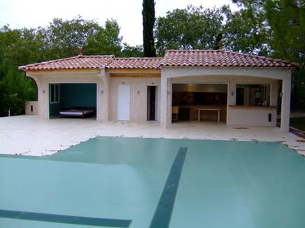 comment construire pool house