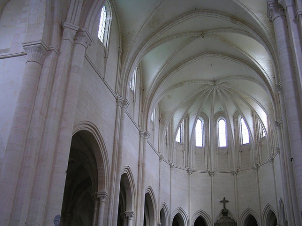 Voûte de l'abbatiale de Pontigny (XIIe)